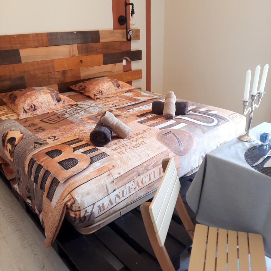 Bien Etre Simple Hotel Villajou Kültér fotó